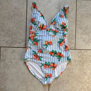 Old Navy one piece swimsuit size large